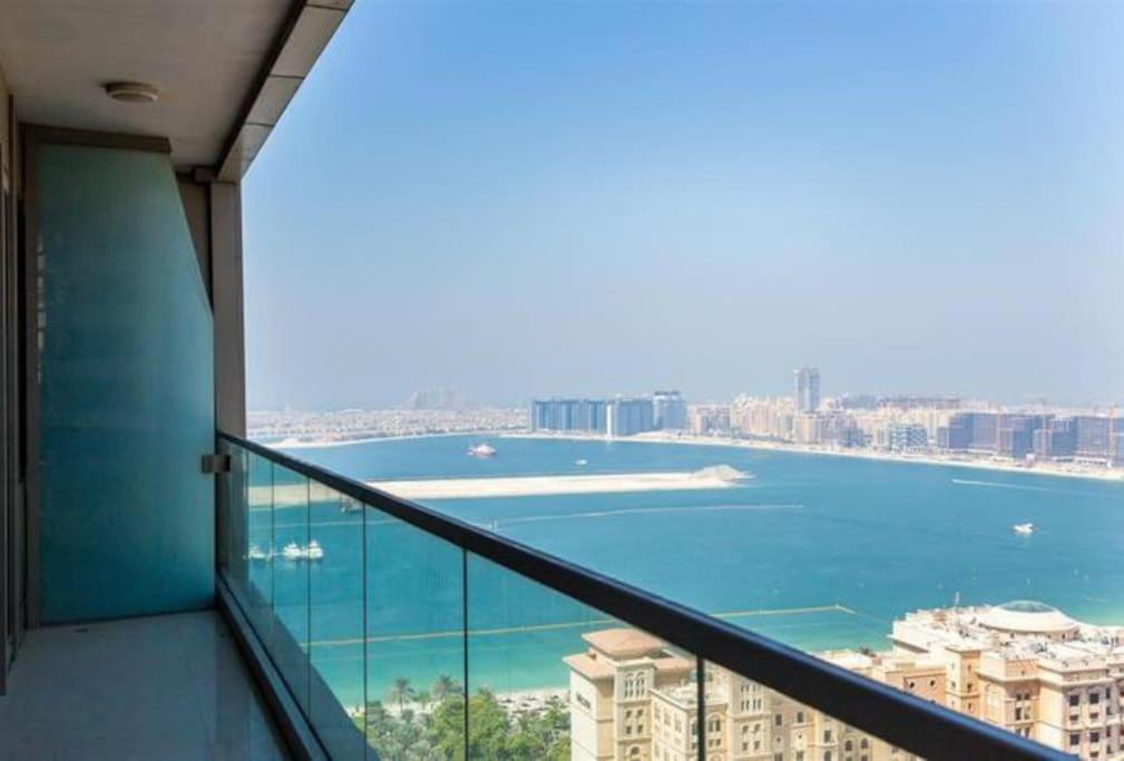 1 Bed Apartment With Sea View, Pool, Gym & Free Parking In Dubai Marina 외부 사진