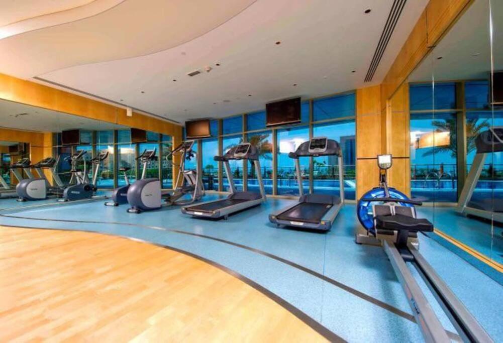1 Bed Apartment With Sea View, Pool, Gym & Free Parking In Dubai Marina 외부 사진